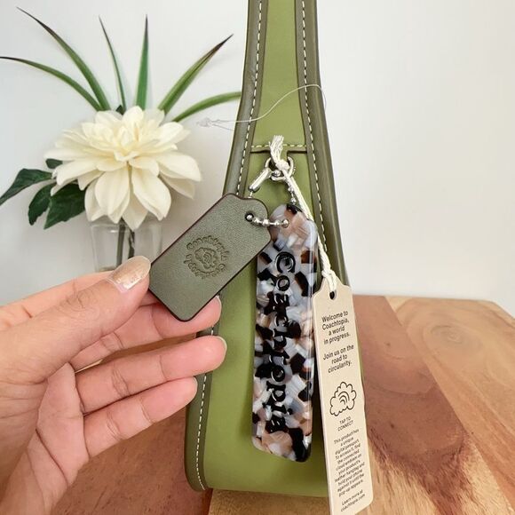 NWT Coach Ergo Bag In Coachtopia Leather With Butterfly Print - Picture 3 of 8